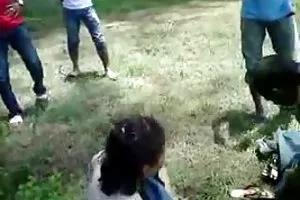把他的家伙在屁股