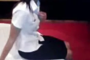猫夫妇做爱的前一个封闭的大门，在我的房间