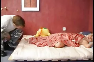 体育运动的青少年运动更喜欢同性恋的性别与女主人