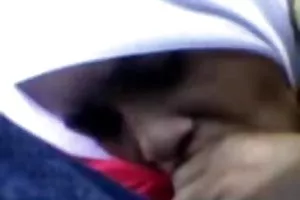 漂亮的女按摩师的混蛋掉硬鸡巴的男人在一届会议