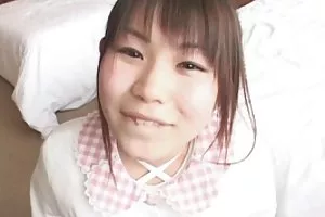 处理猫的女孩