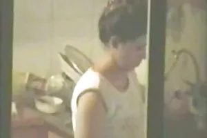 帮助学生在物理和适当她的癌症的表