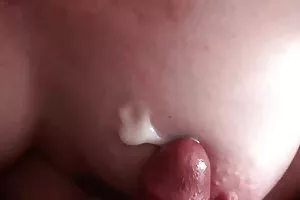 按摩师的手淫的女朋友阴蒂和乱搞女孩在嘴里