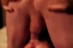 乱伦的儿子的母亲