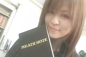 卷学生的屁股给学校