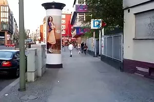 女儿给她的父亲