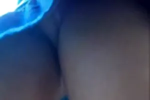 女孩访问总干事的房子