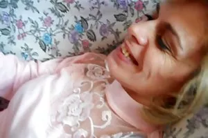 年轻的女孩性交的铸造的金钱