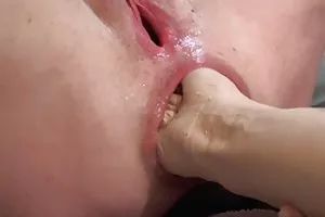 黑人与一个巨大的鸡鸡他妈的妻子金发碧眼的肛门