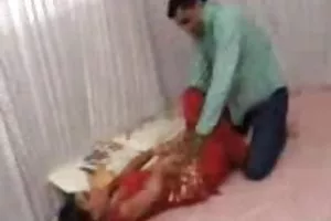 硬性的三个女同性恋者在腔