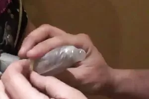 可爱的亚洲女孩很烂的未经审查