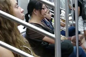 码头给第一时间