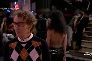 那家伙在三人行谈话的女朋友，她成熟的母亲