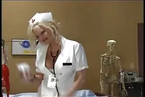 色情按摩黑人女性